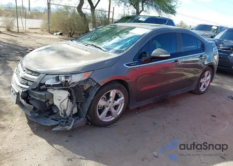 2014 Chevrolet Volt z USA, uszkodzony, nr VIN 1G1RE6E42EU170859